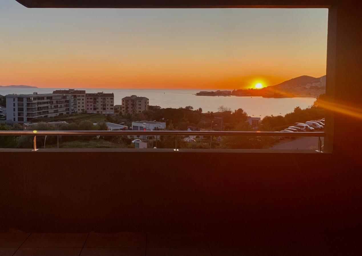 T2 Ajaccio Vue Mer 외부 사진